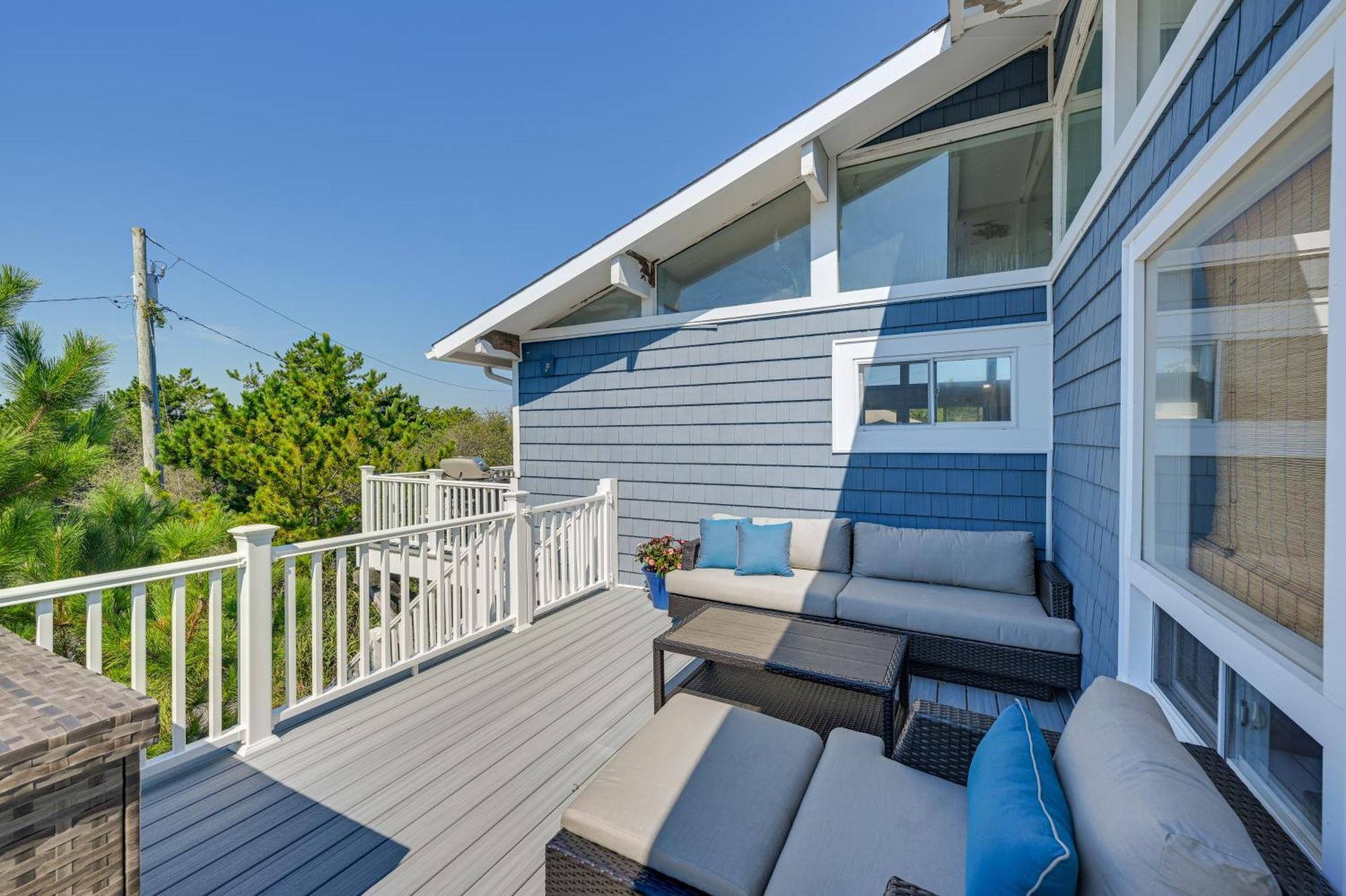 Westhampton Beach Home With Deck And Ocean Views! Luaran gambar